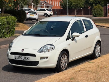 Used Fiat Punto 2015 for sale - 79278829: Photo