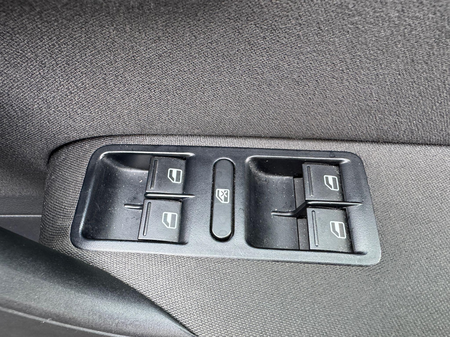 Used Volkswagen Polo for sale - 77216296: Photo 25