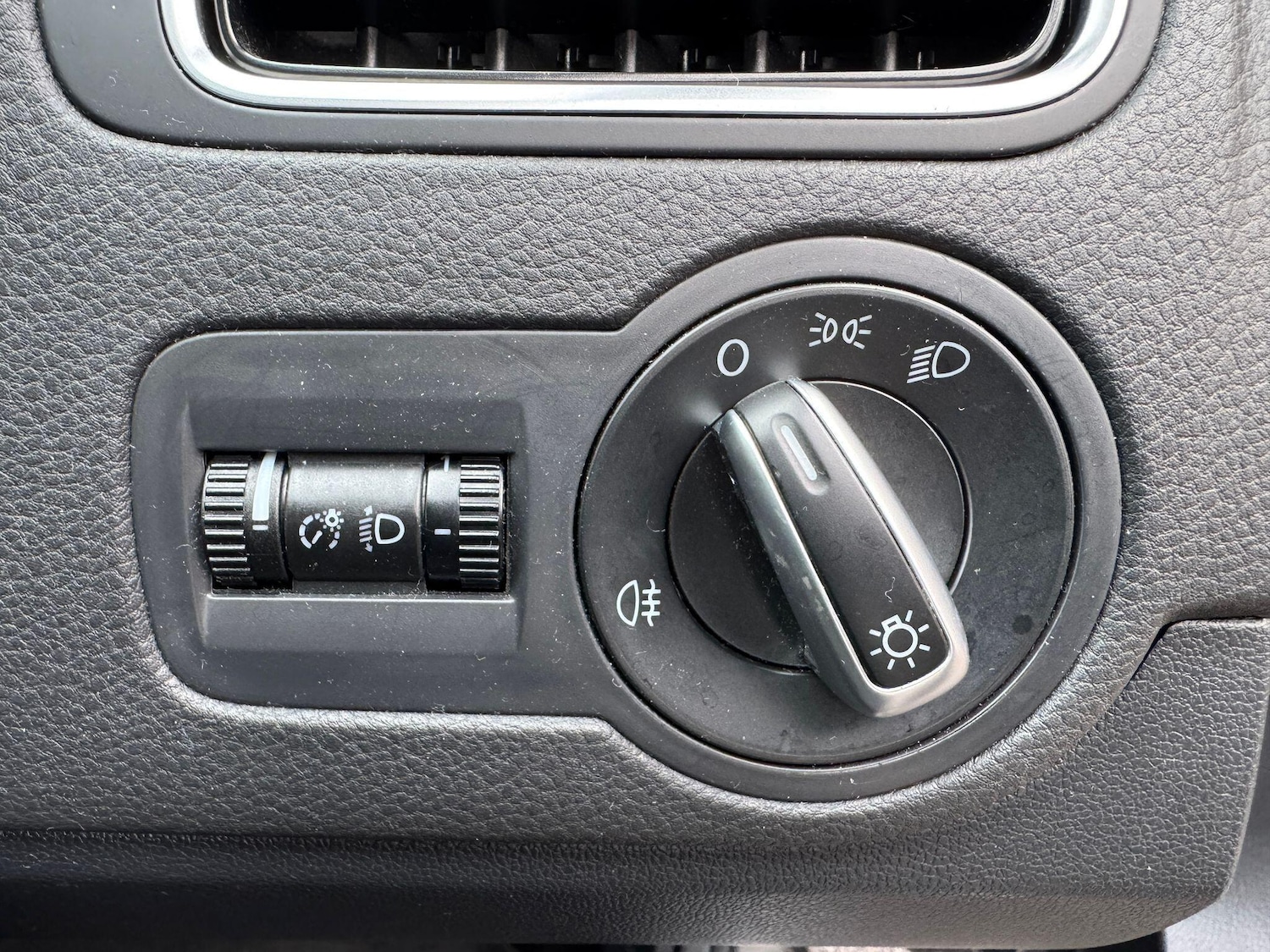 Used Volkswagen Polo for sale - 77216296: Photo 27