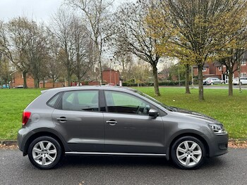 Used Volkswagen Polo 2011 for sale - 77216296: Photo
