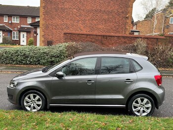 Used Volkswagen Polo 2011 for sale - 77216296: Photo