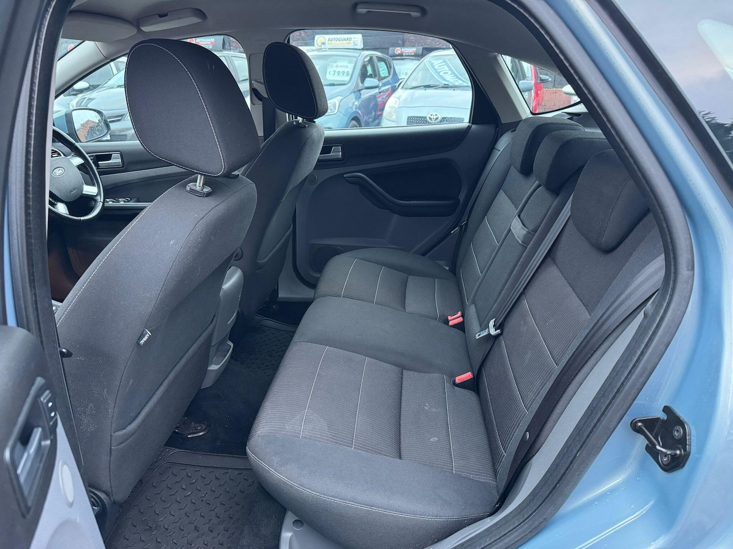 Used Ford Focus 2010 for sale - 77377548: Photo 25