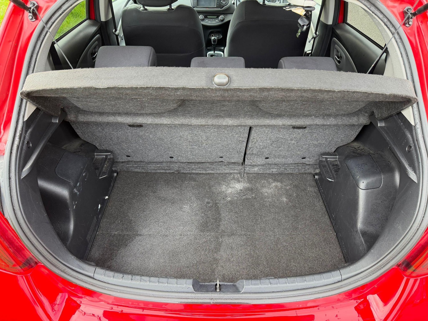 Used Toyota Yaris for sale - 77823892: Photo 11