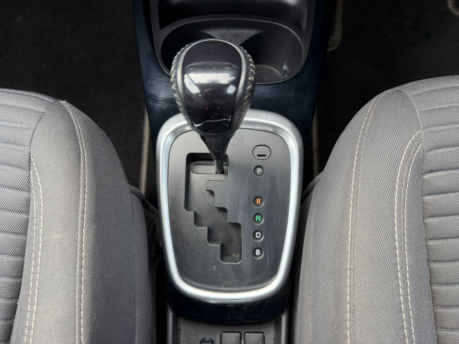 Used Toyota Yaris for sale - 77823892: Photo 14