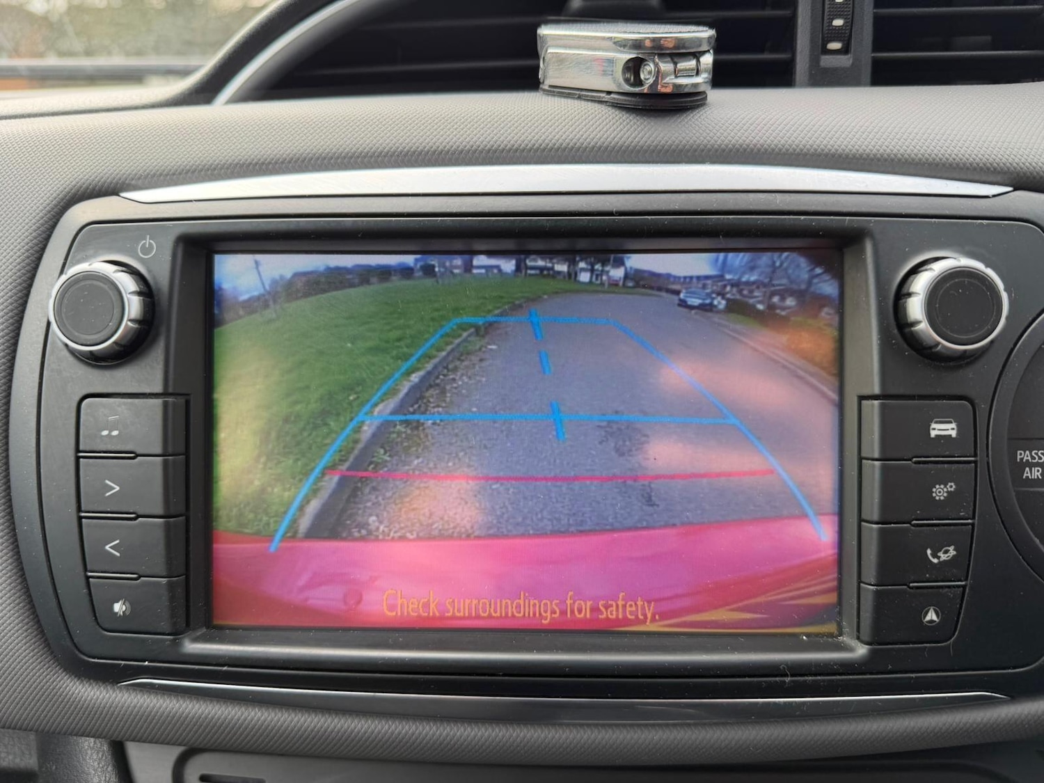 Used Toyota Yaris for sale - 77823892: Photo 15