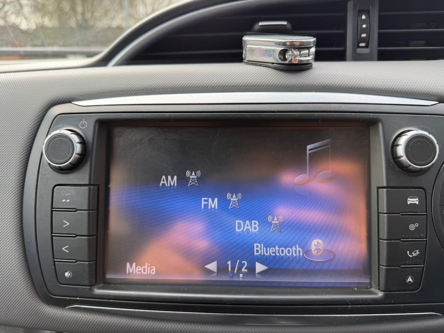 Used Toyota Yaris for sale - 77823892: Photo 16