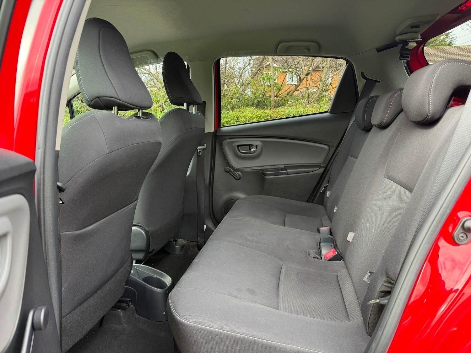 Used Toyota Yaris for sale - 77823892: Photo 34