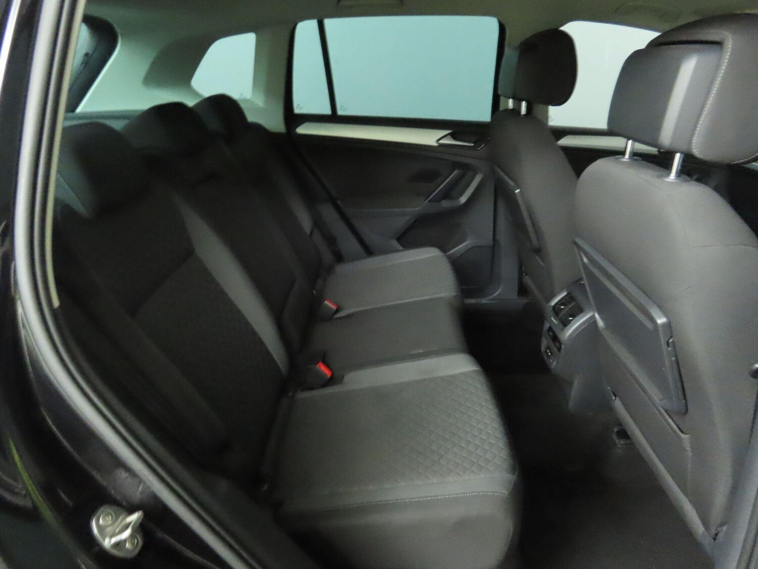 Used Volkswagen Tiguan 2018 for sale - 77320376: Photo 9