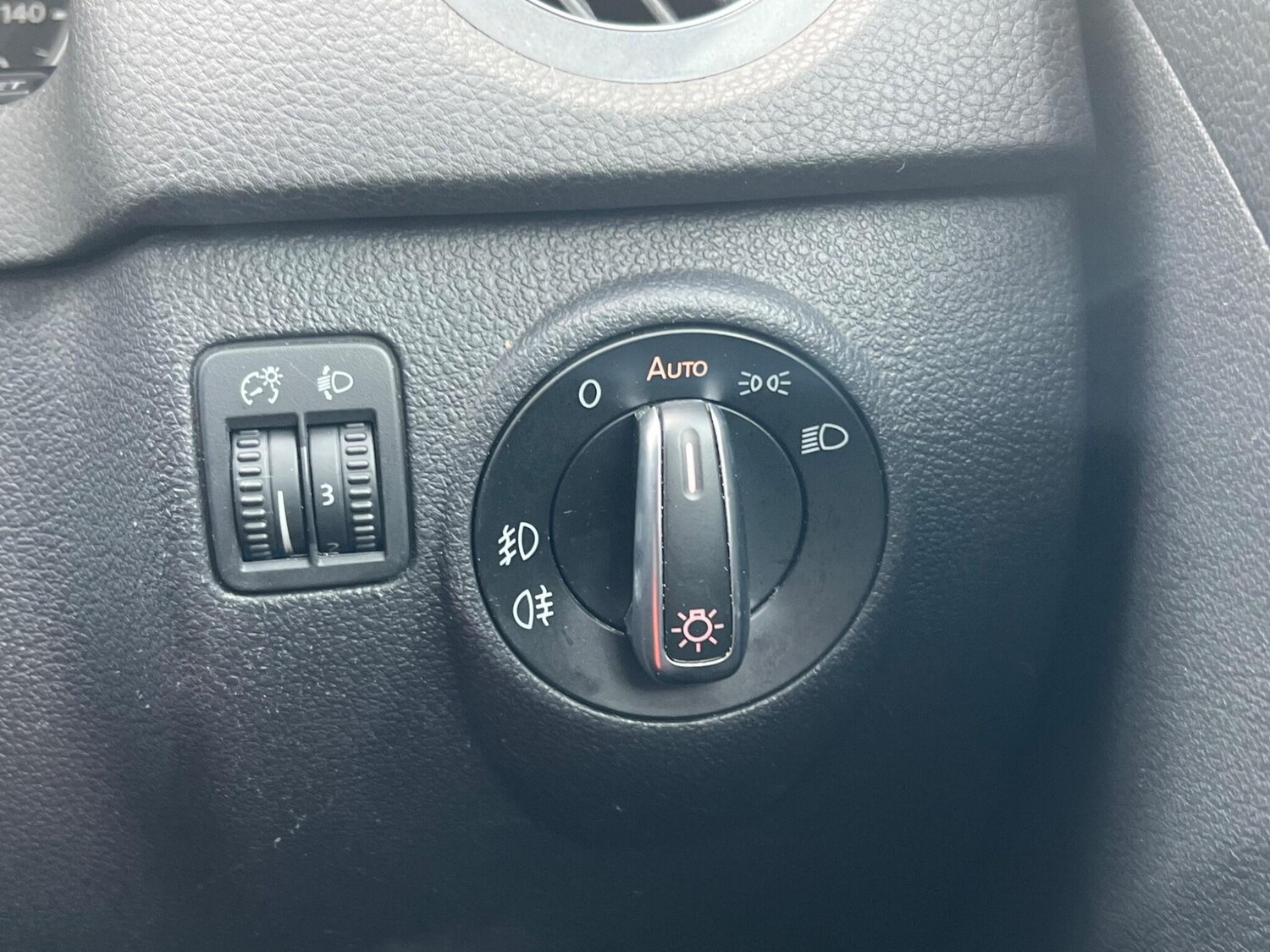 Used Volkswagen Tiguan 2013 for sale - 78215714: Photo 32