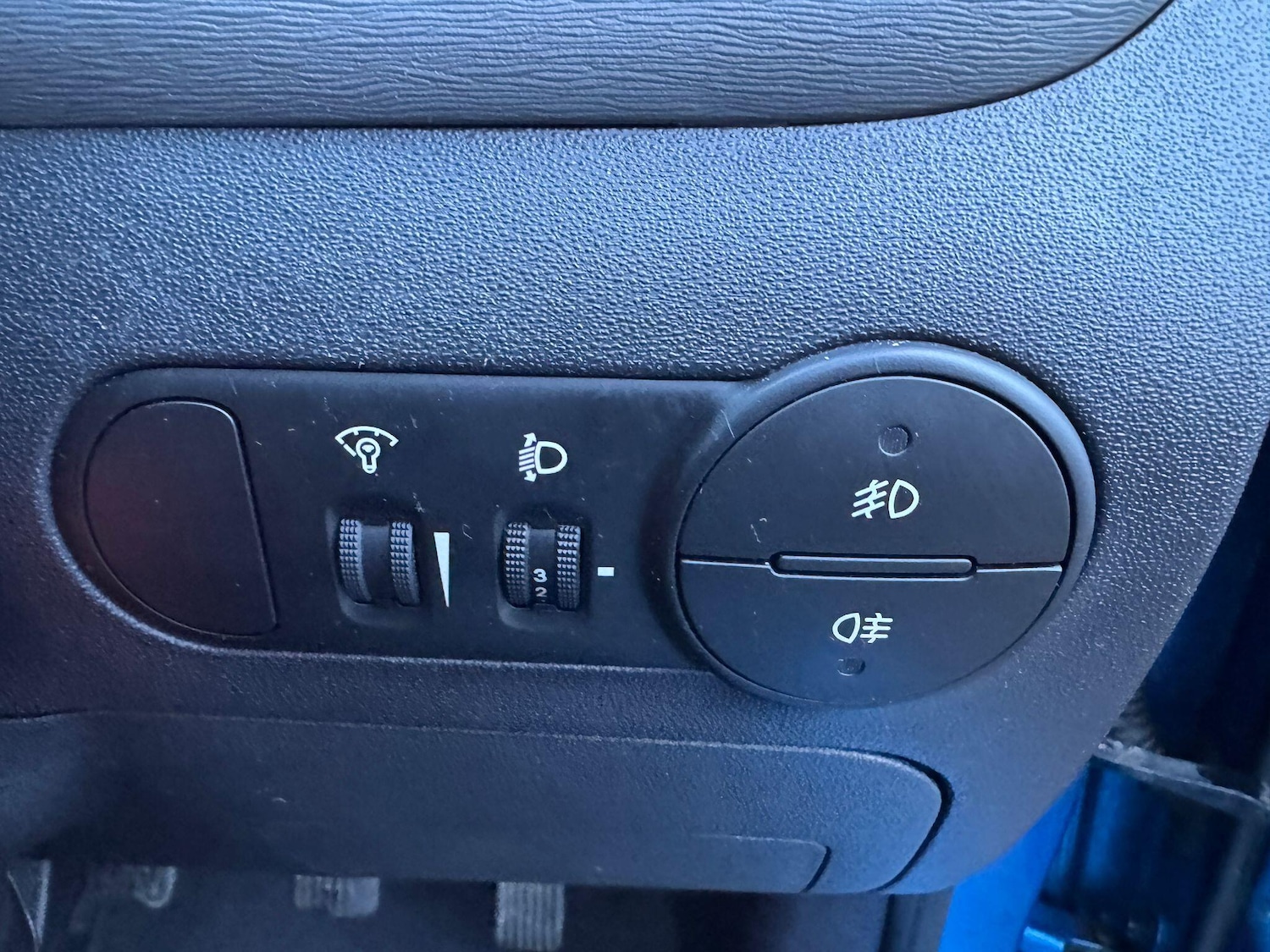 Used Hyundai i10 2009 for sale - 77352107: Photo 24