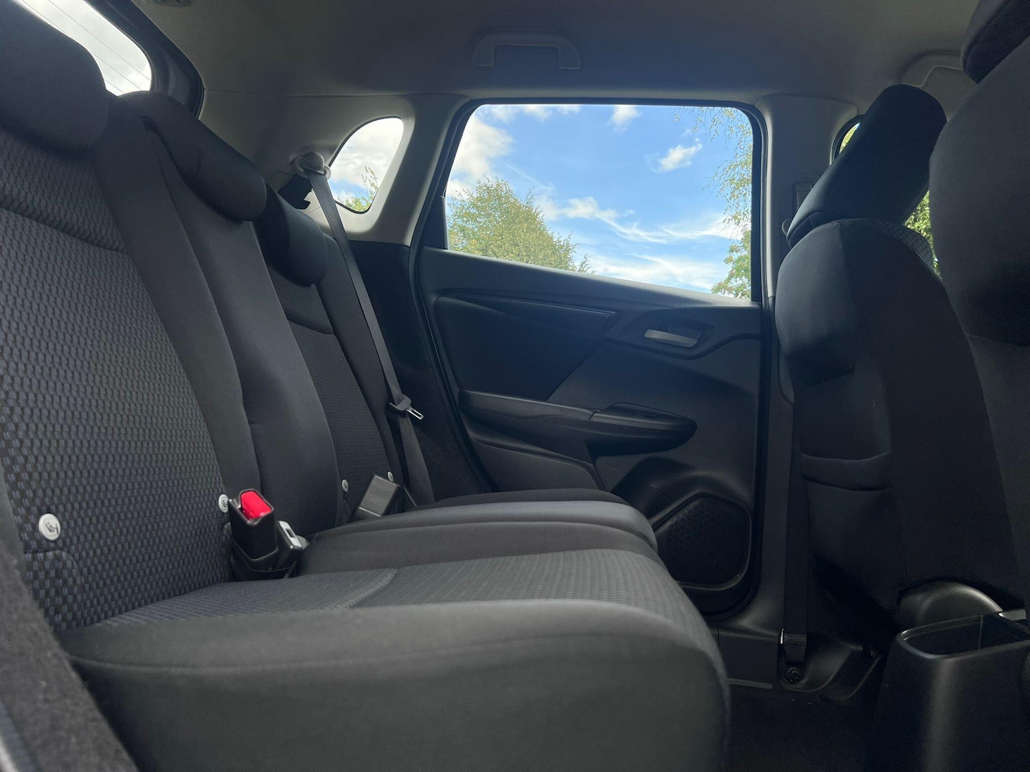 Used Honda Jazz 2018 for sale - 77214994: Photo 18