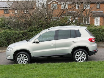 Used Volkswagen Tiguan 2009 for sale - 77738649: Photo