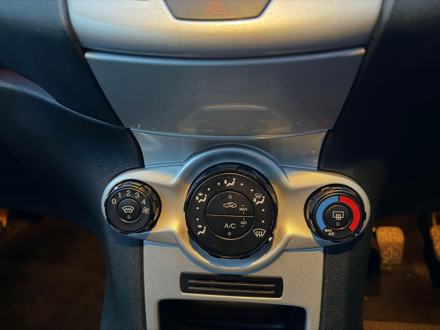 Used Ford Fiesta 2011 for sale - 77376237: Photo 14