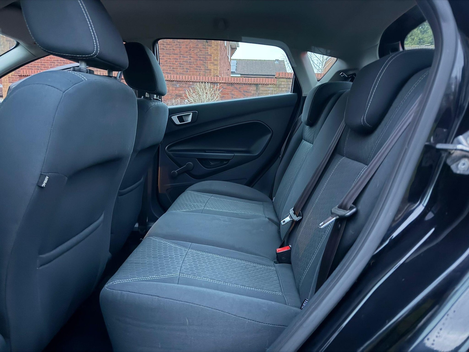 Used Ford Fiesta 2011 for sale - 77376237: Photo 22