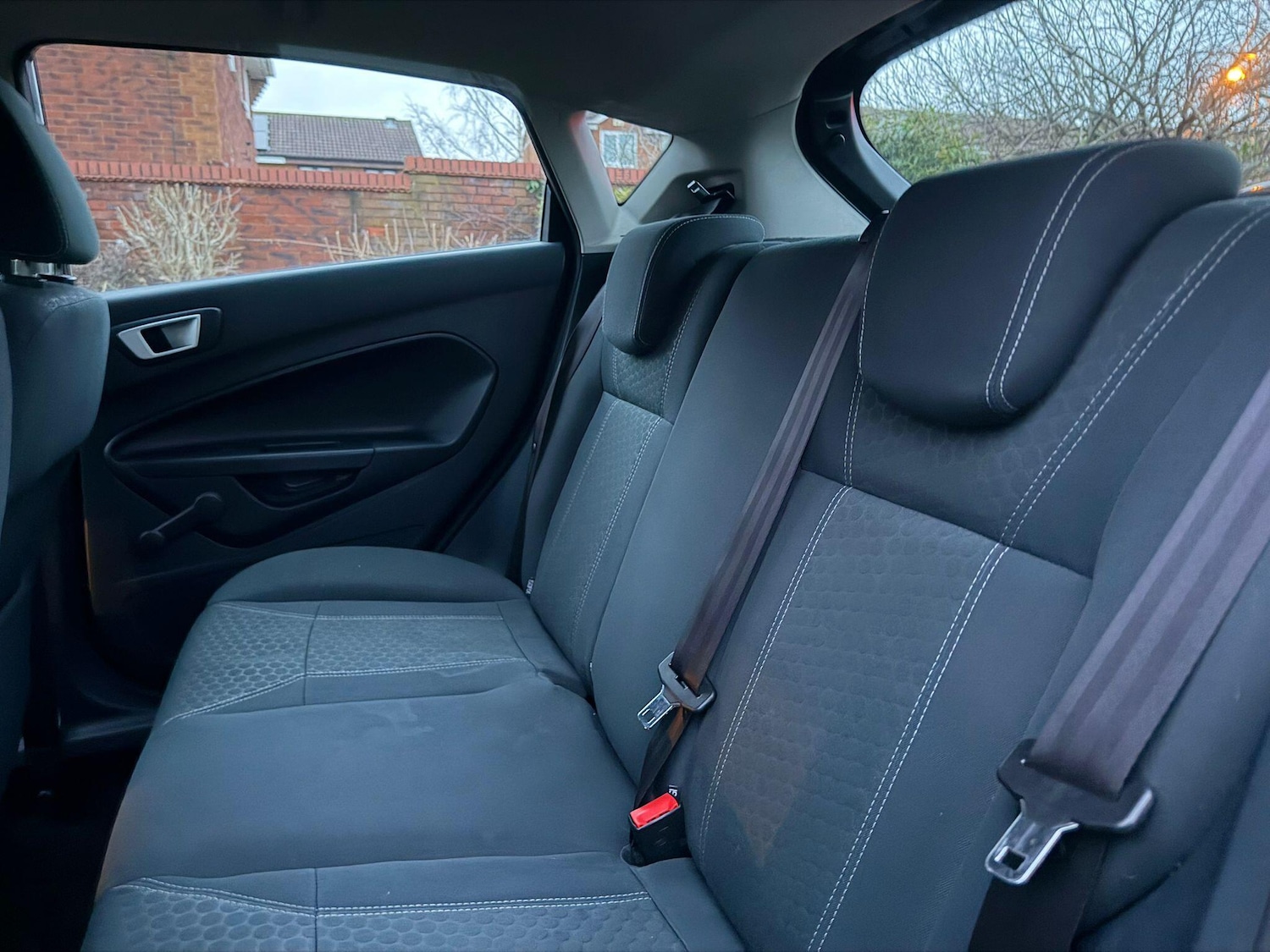 Used Ford Fiesta 2011 for sale - 77376237: Photo 24