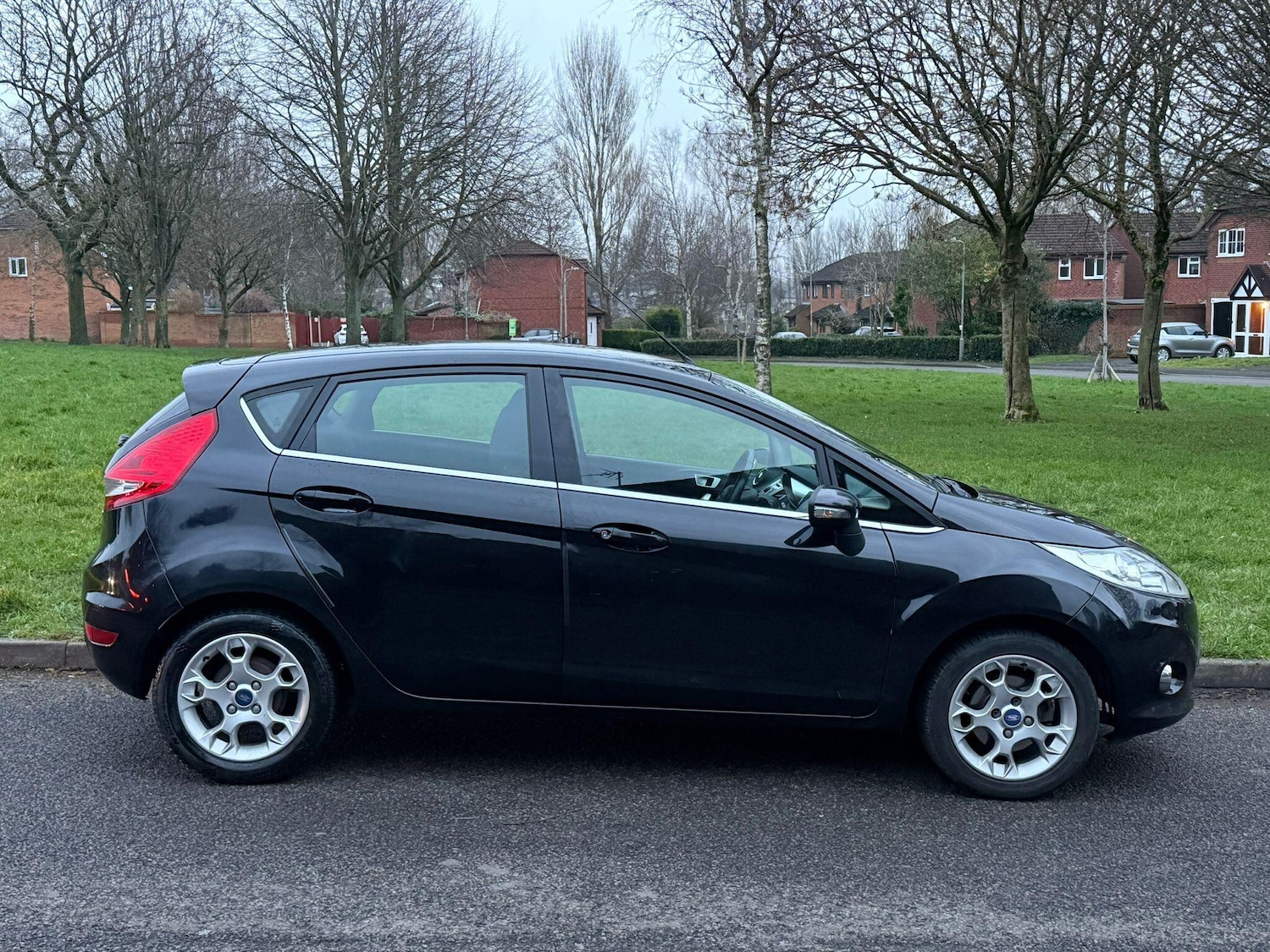 Used Ford Fiesta 2011 for sale - 77376237: Photo 4