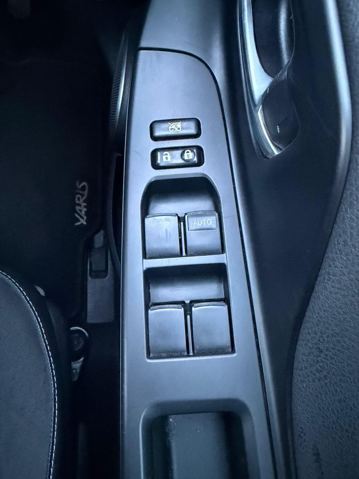 Used Toyota Yaris for sale - 77230266: Photo 21