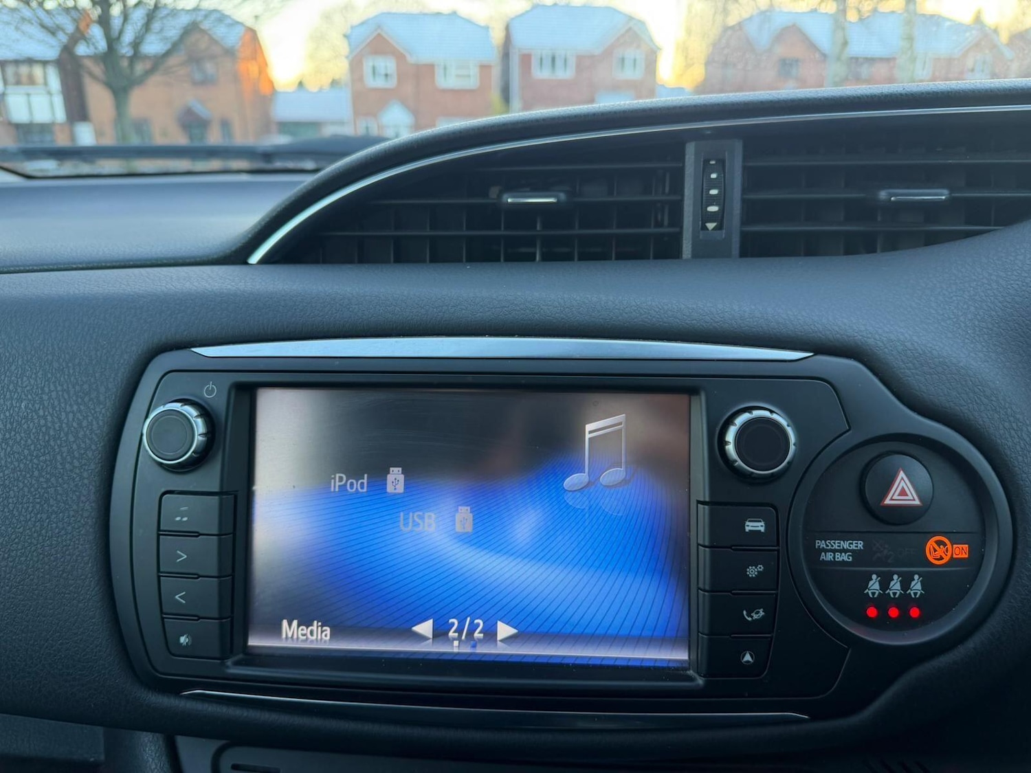 Used Toyota Yaris for sale - 77230266: Photo 27