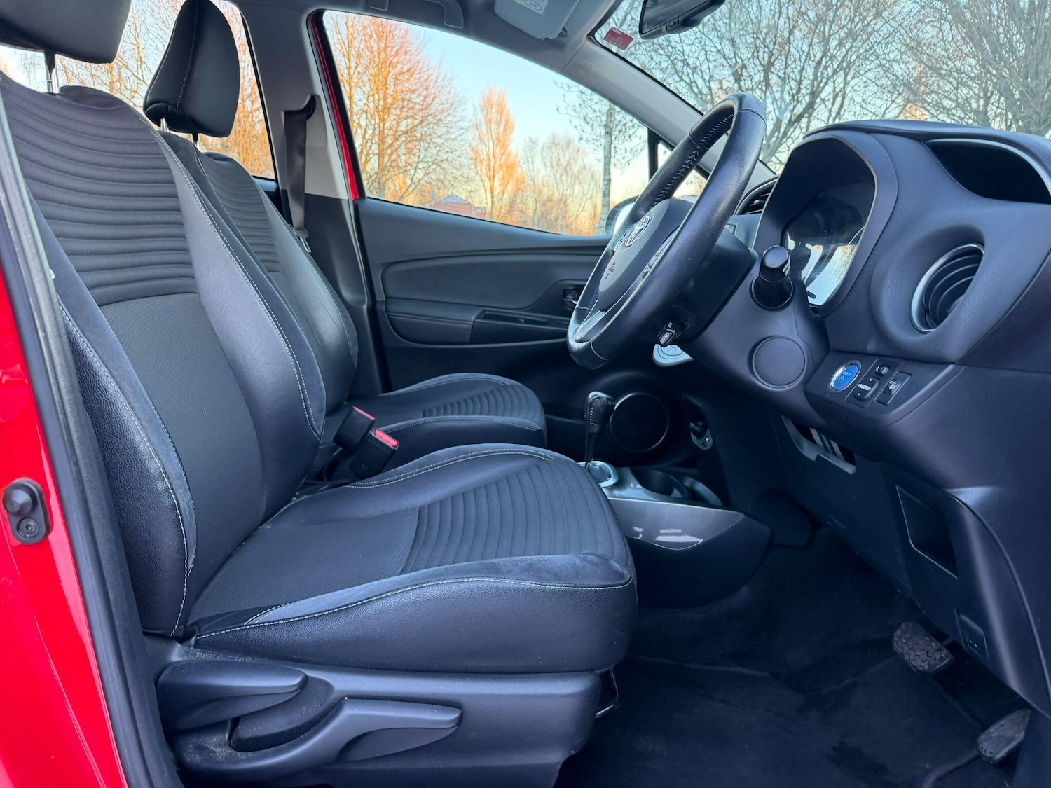 Used Toyota Yaris for sale - 77230266: Photo 30