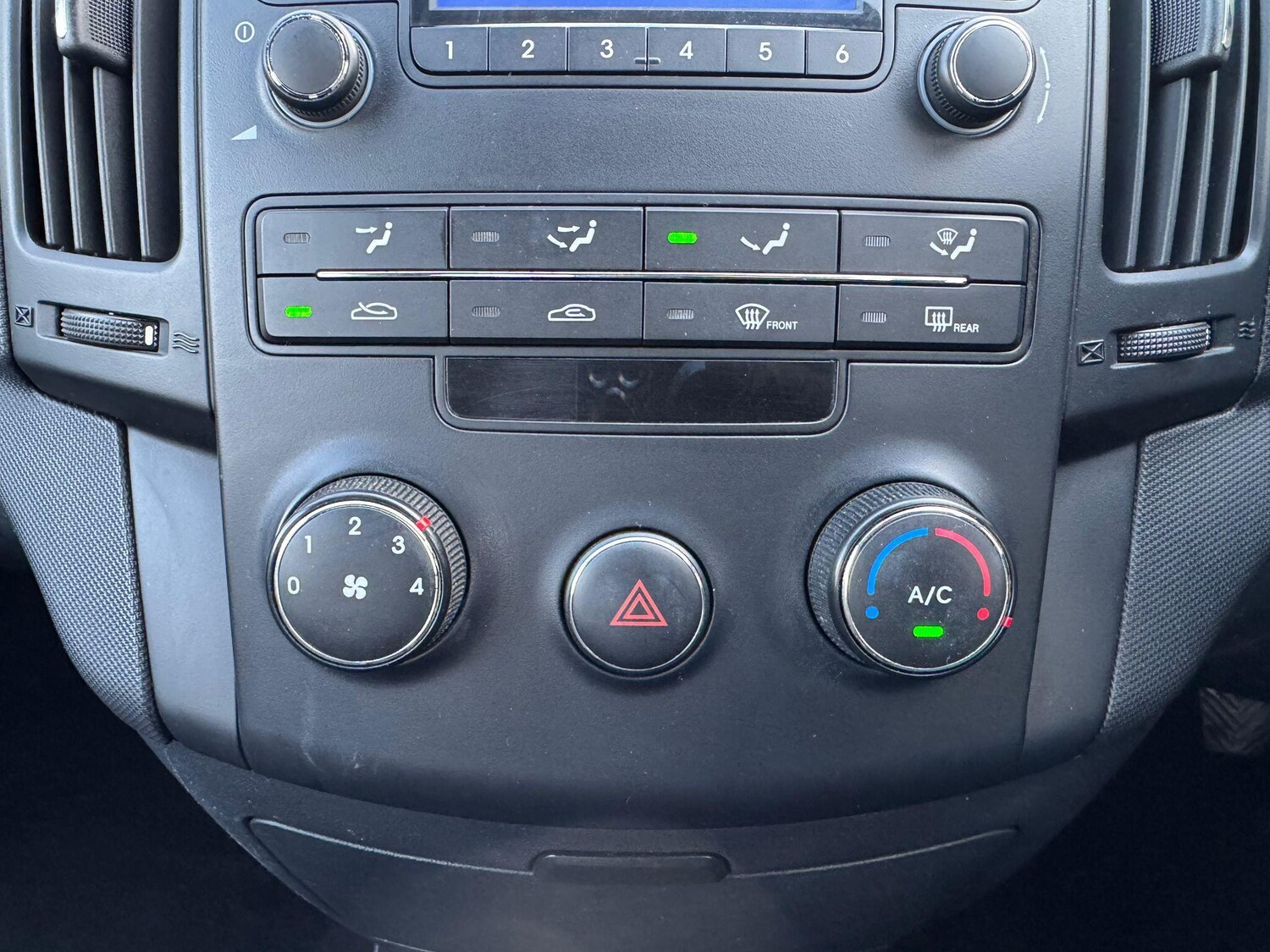 Used Hyundai i30 2010 for sale - 78215726: Photo 15