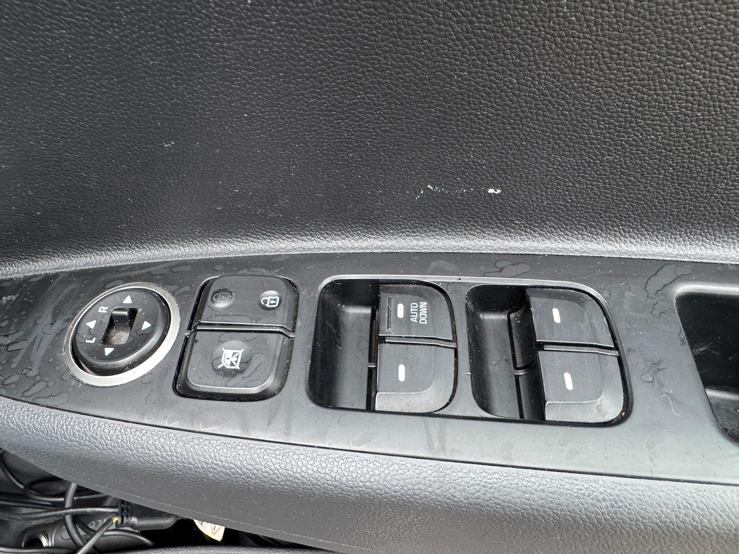 Used Hyundai i10 2019 for sale - 77230192: Photo 27