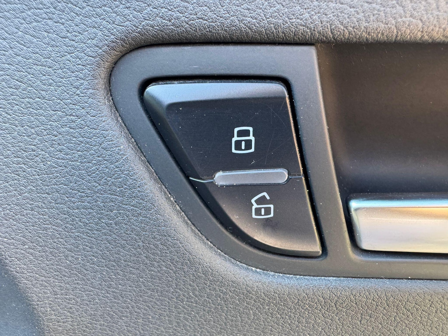 Used Audi A4 2014 for sale - 78215721: Photo 32