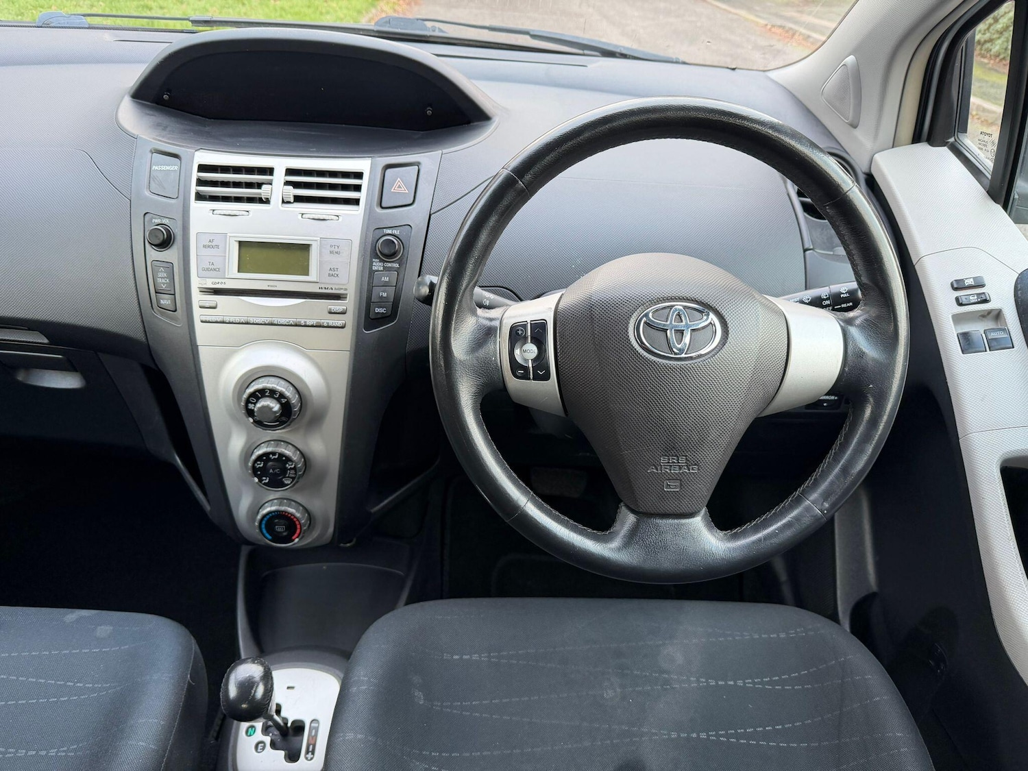 Used Toyota Yaris 2006 for sale - 77214855: Photo 15