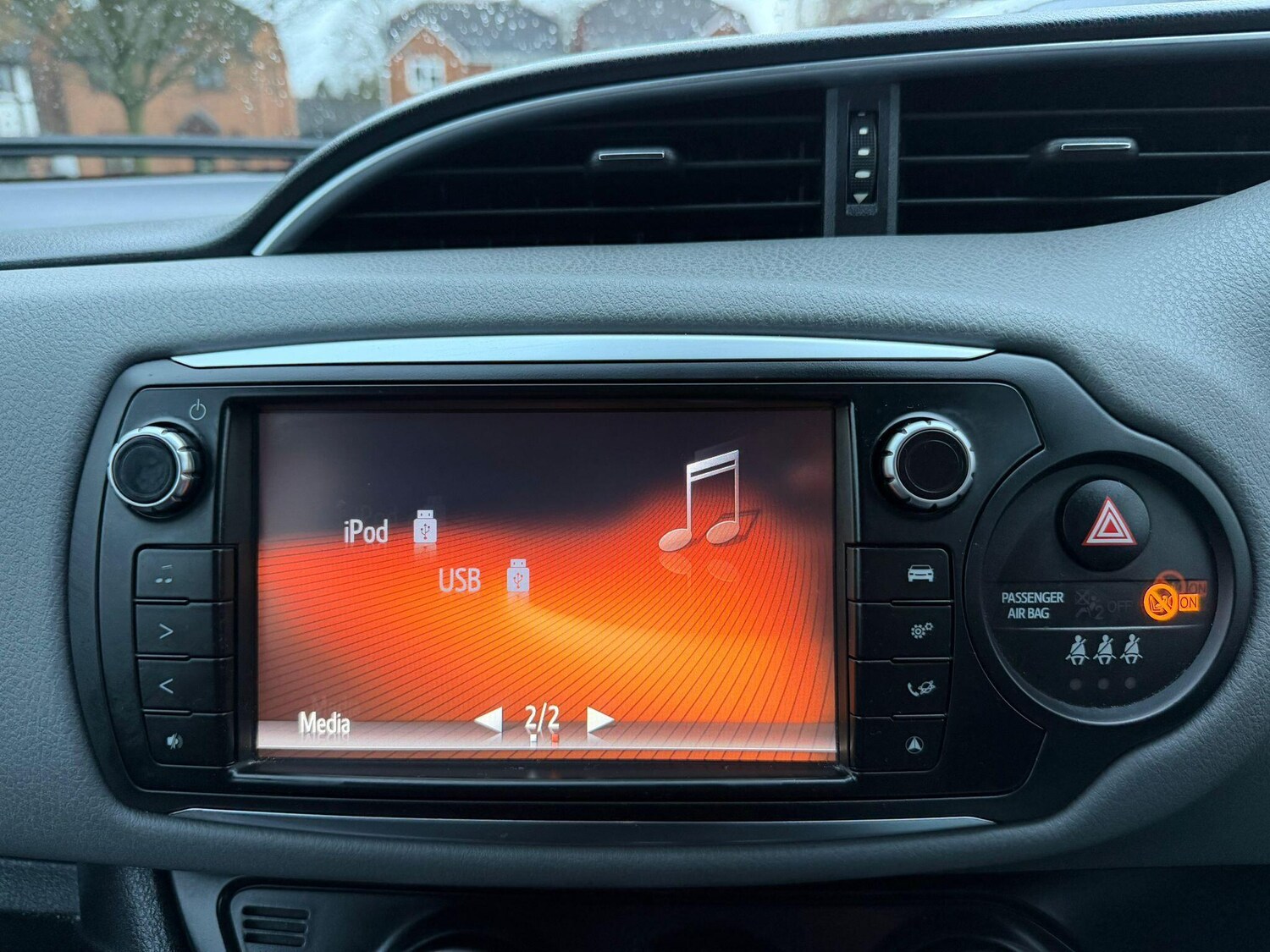 Used Toyota Yaris 2016 for sale - 78215708: Photo 23