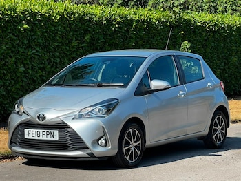 Used Toyota Yaris 2018 for sale - 79496308: Photo