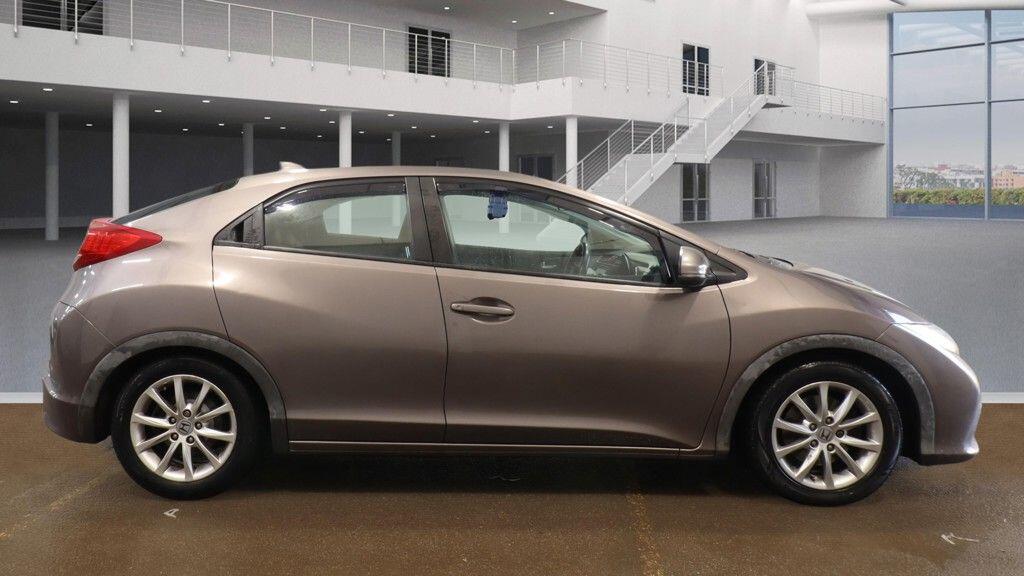 Used Honda Civic 2012 for sale - 77468419: Photo 6