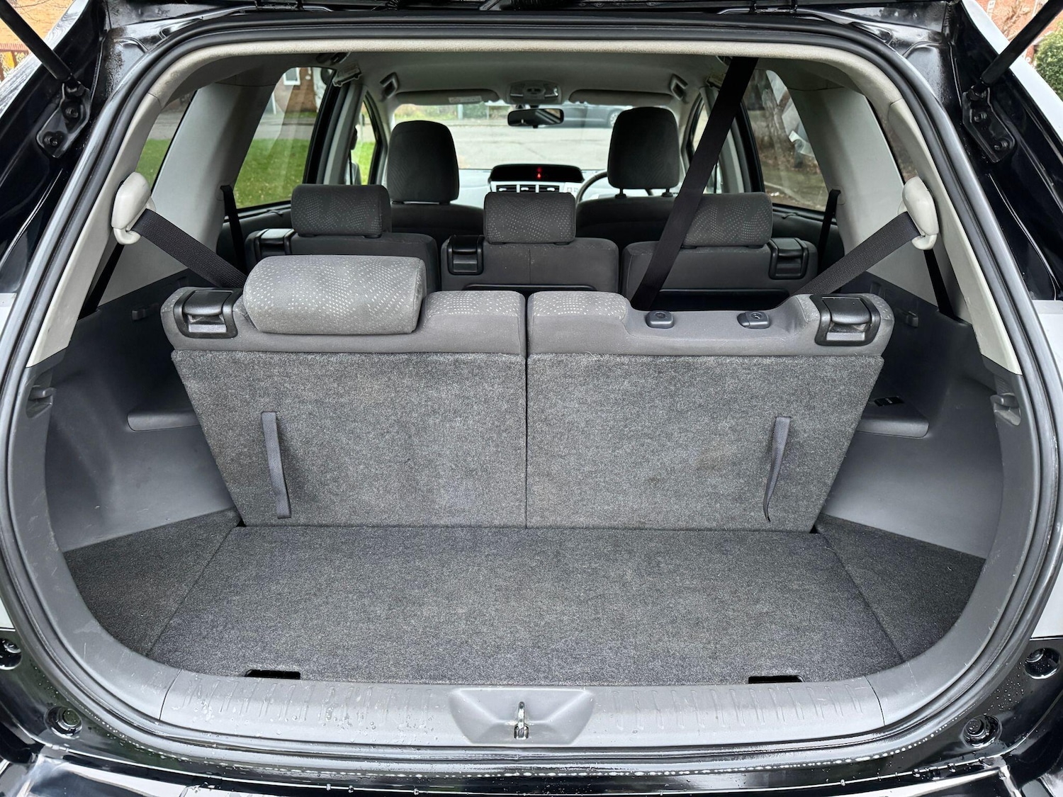 Used Toyota Prius+ 2014 for sale - 77216148: Photo 11