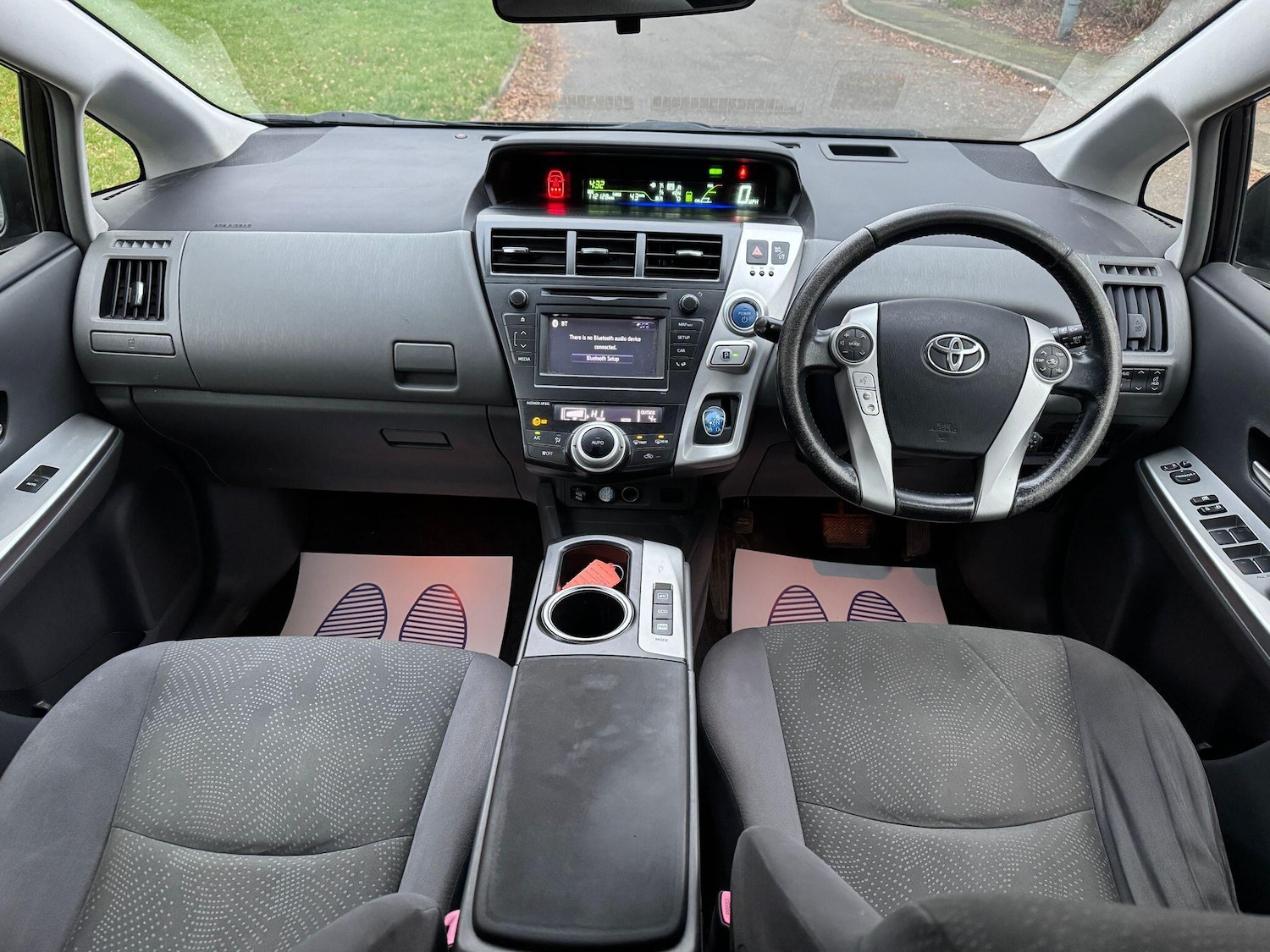 Used Toyota Prius+ 2014 for sale - 77216148: Photo 12