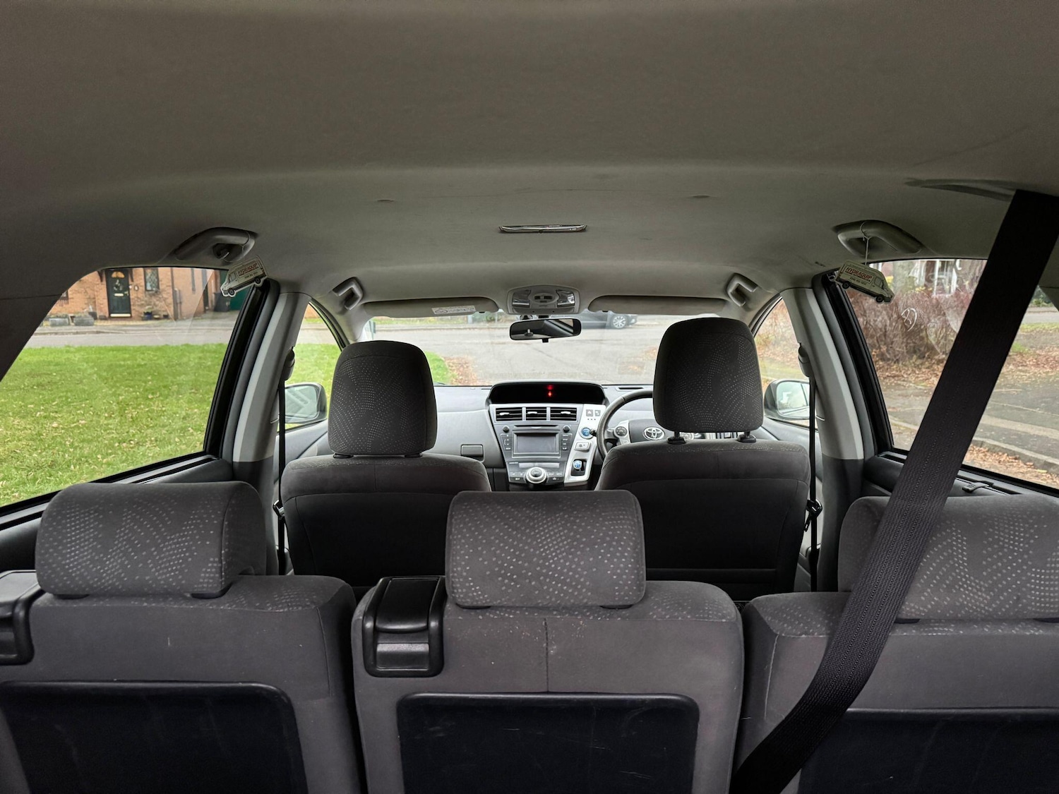 Used Toyota Prius+ 2014 for sale - 77216148: Photo 28