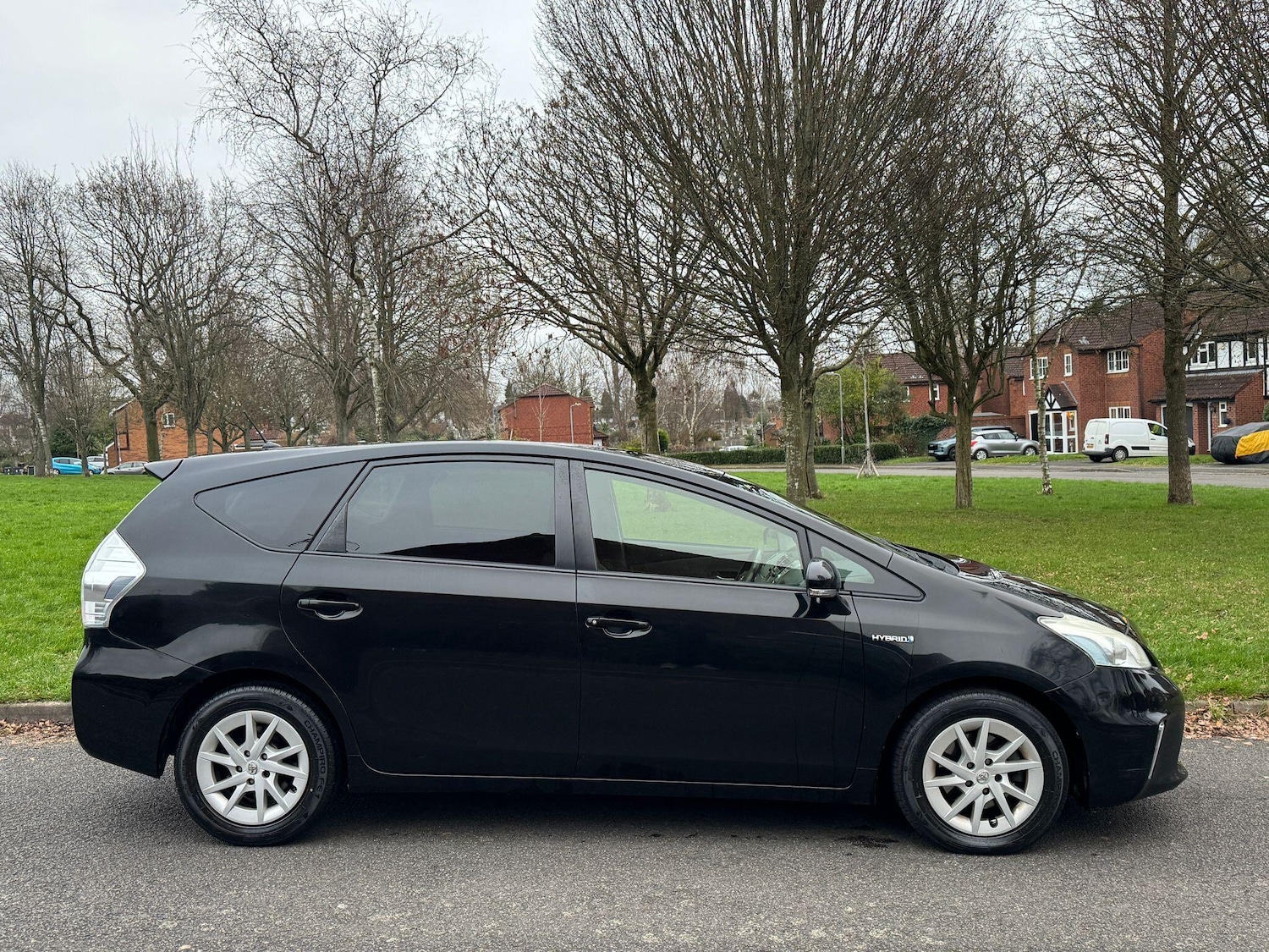 Used Toyota Prius+ 2014 for sale - 77216148: Photo 5