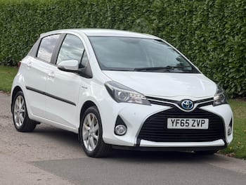 Used Toyota Yaris 2015 for sale - 79807633: Photo