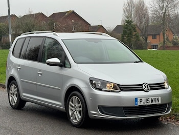 Used Volkswagen Touran 2015 for sale - 77216194: Photo