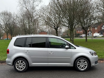 Used Volkswagen Touran 2015 for sale - 77216194: Photo