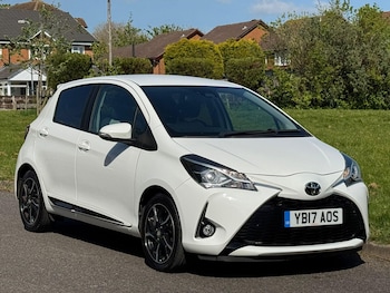 Used Toyota Yaris 2017 for sale - 78348566: Photo