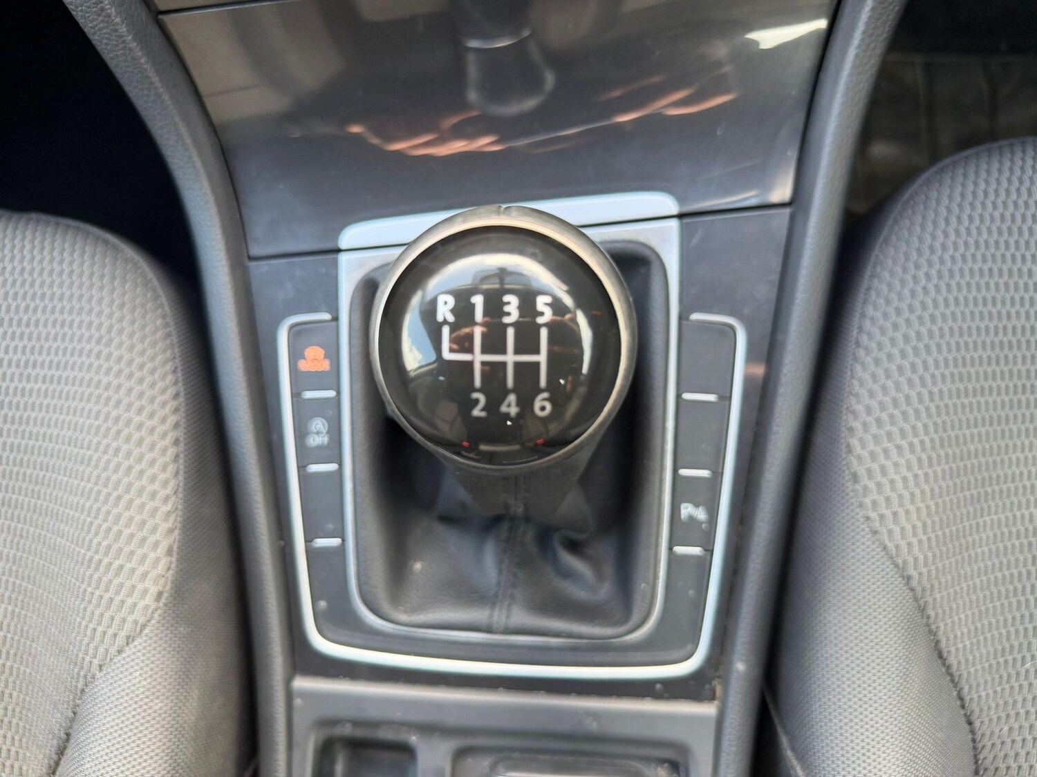 Used Volkswagen Golf 2018 for sale - 78215719: Photo 14