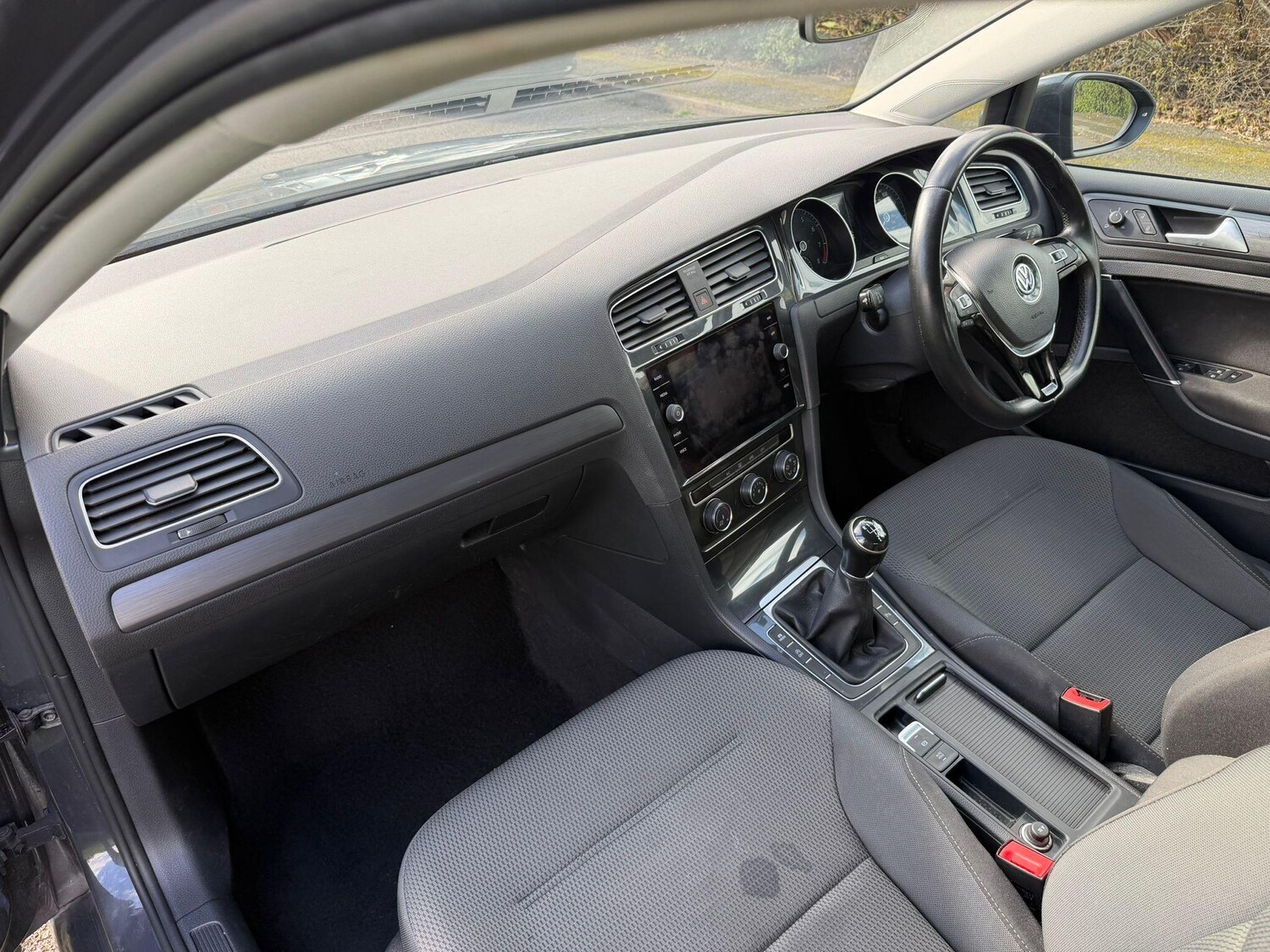 Used Volkswagen Golf 2018 for sale - 78215719: Photo 27