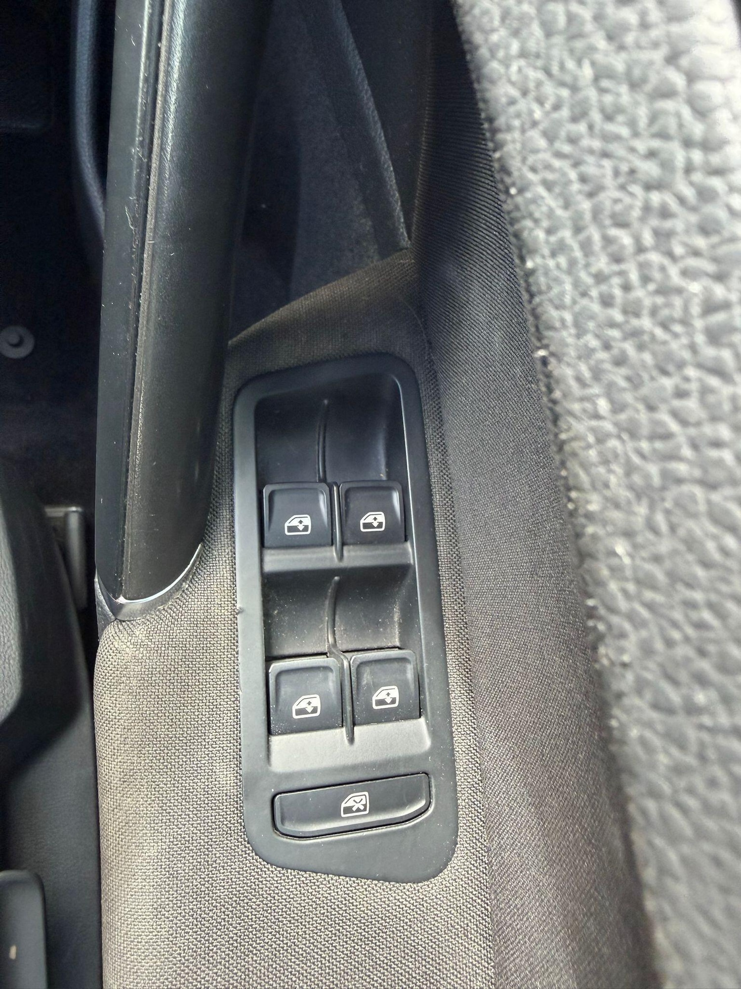 Used Volkswagen Golf 2018 for sale - 78215719: Photo 32