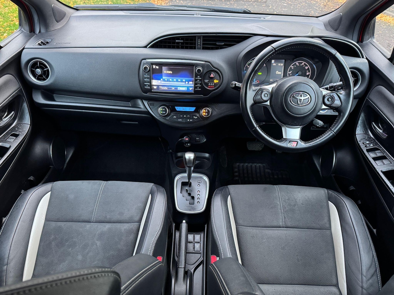 Used Toyota Yaris 2019 for sale - 77216173: Photo 12