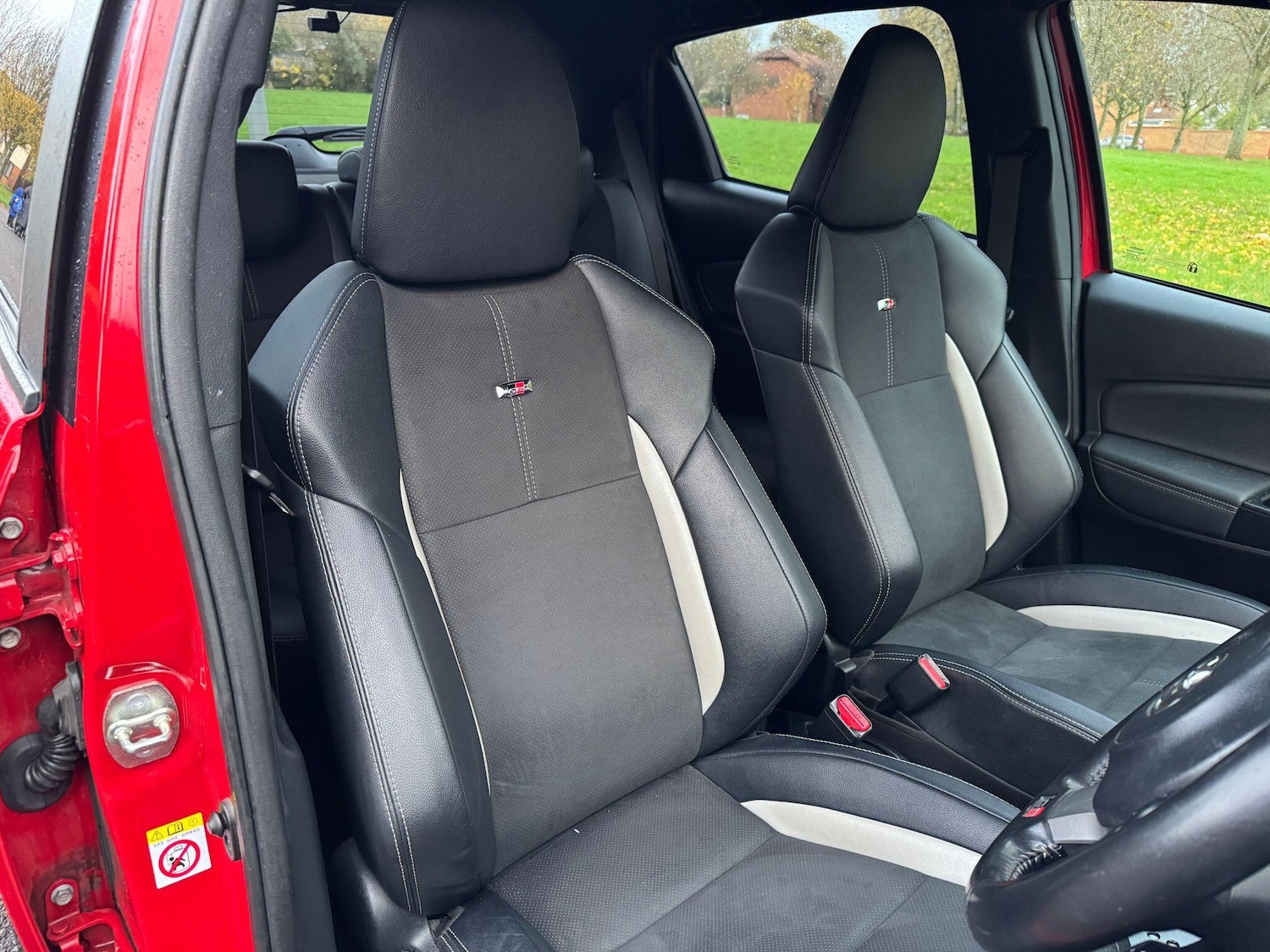 Used Toyota Yaris 2019 for sale - 77216173: Photo 23