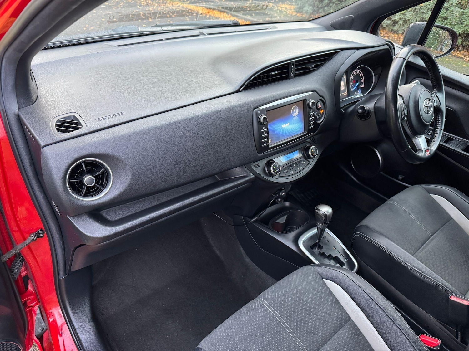 Used Toyota Yaris 2019 for sale - 77216173: Photo 28