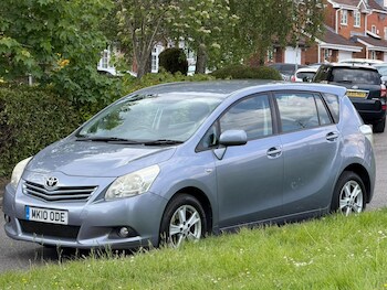 Used Toyota Verso 2010 for sale - 78535839: Photo