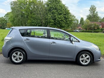 Used Toyota Verso 2010 for sale - 78535839: Photo