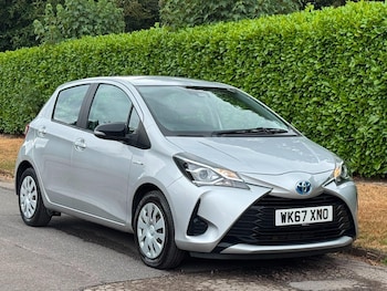 Used Toyota Yaris 2017 for sale - 79396100: Photo