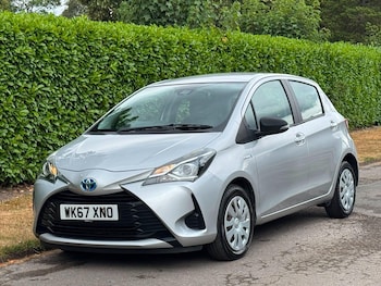 Used Toyota Yaris 2017 for sale - 79396100: Photo