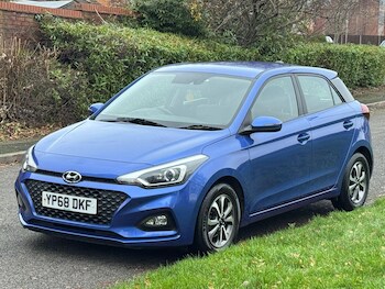 Used Hyundai i20 2018 for sale - 77216089: Photo