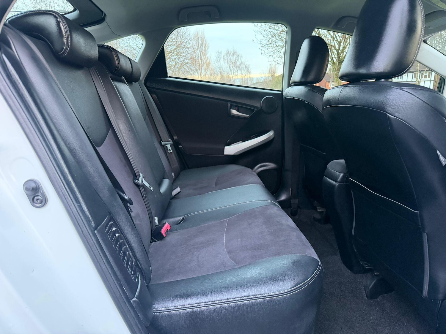 Used Toyota Prius 2012 for sale - 77215478: Photo 32